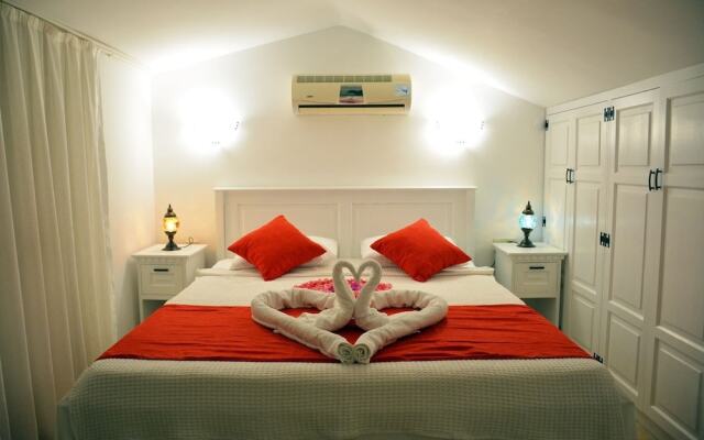 Villa Summer by Akdenizvillam