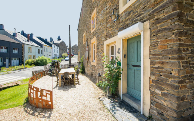 Welcoming Holiday Home in Vresse-sur-semois With Terrace