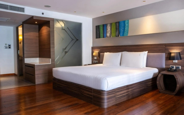 Kerry Hotel Hong Kong by Shangri-la