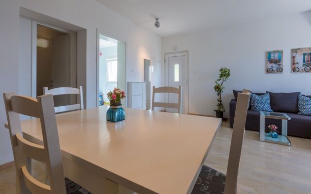 Apartment Mirta