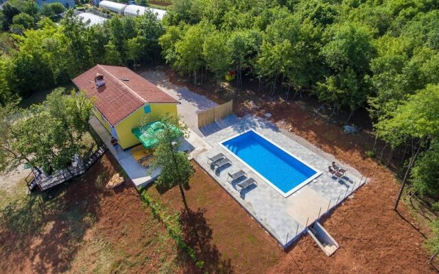 Private Villa in Zupanici Near Rabac