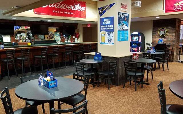 SureStay Plus Hotel by Best Western St. Louis Airport