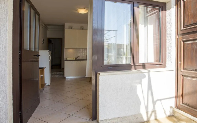 Apartment 51