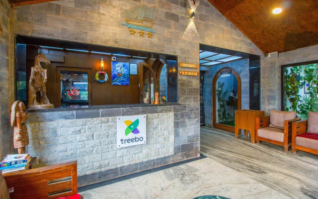 Kristal Sands Beach Resort