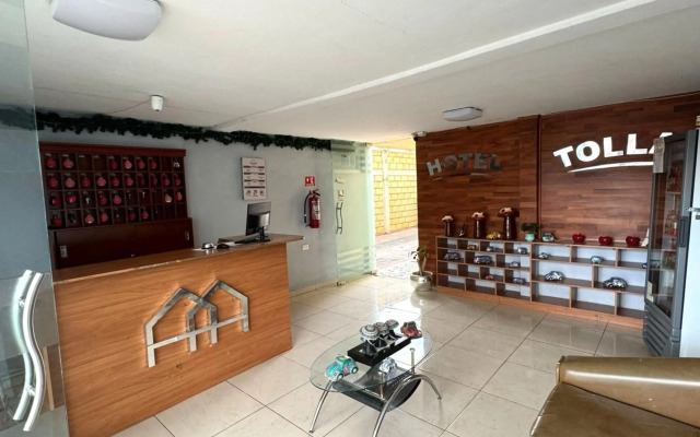 OYO Hotel Familiar Tollan