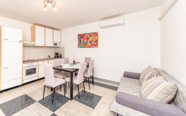 Silver Apartment Sea View