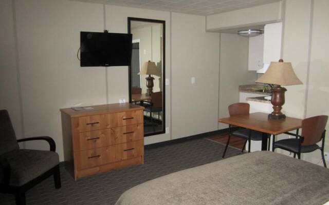 Triple J Hotel & Cabins