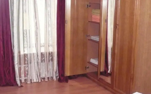 На Исаакиевской