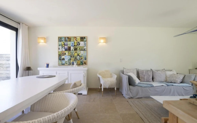 Villa Tica in Malauc ne