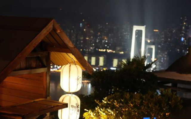 Four rooftop garden youth hostels