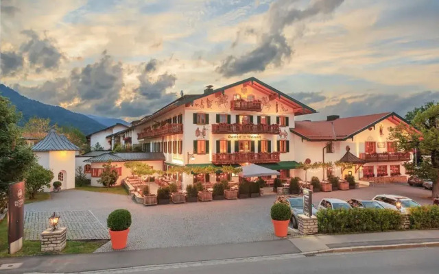 Spa & Resort Bachmair Weissach, LUXURY FAMILY RESORT