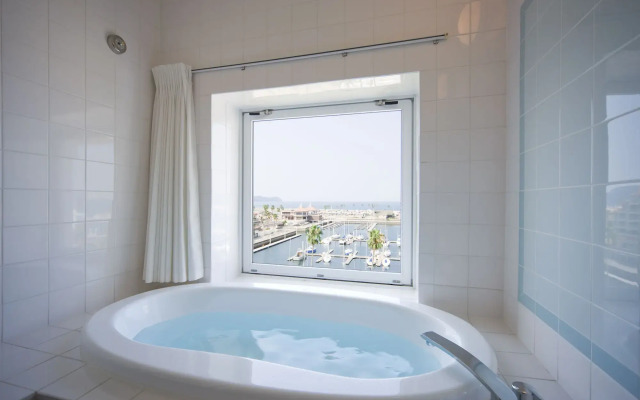Wakayama Marina City Hotel