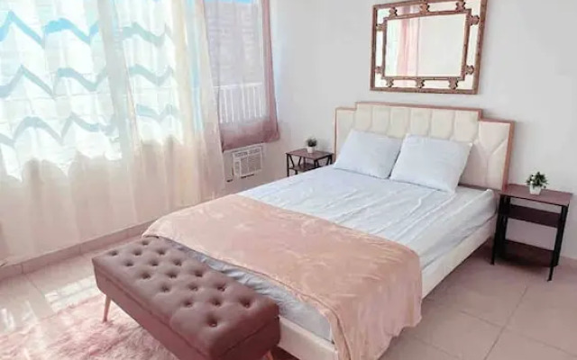 Ocean View 3br With Pool,parking and Walk To Beach