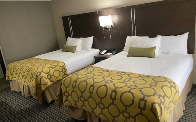 Baymont by Wyndham Topeka