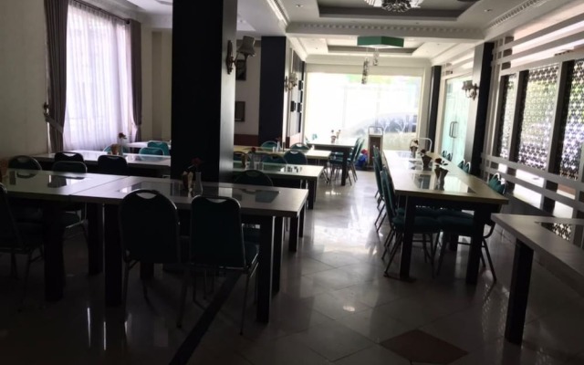 Grand Balqis Akasia Hotel