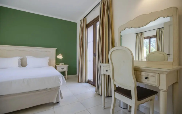 Aliathon Ionian Hotel