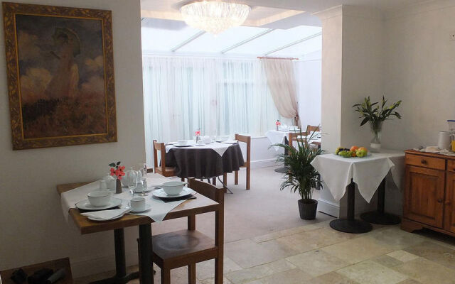 Jessamine House Hotel