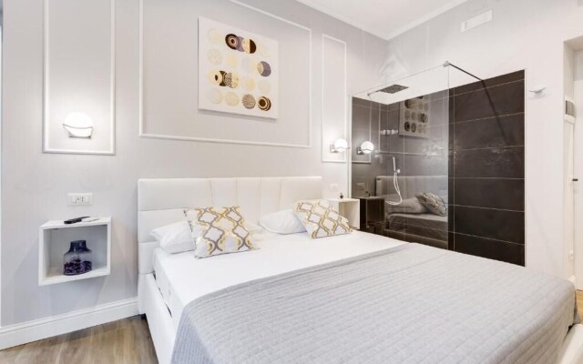 Opera Private Suites