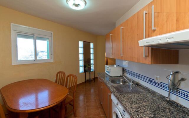 Apartment in Velez Malaga, Malaga 103073