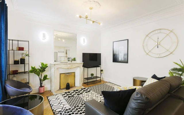 Private Apartment - Tuileries - Louvre