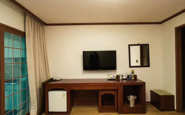 Boryeong Sunset Park Pension