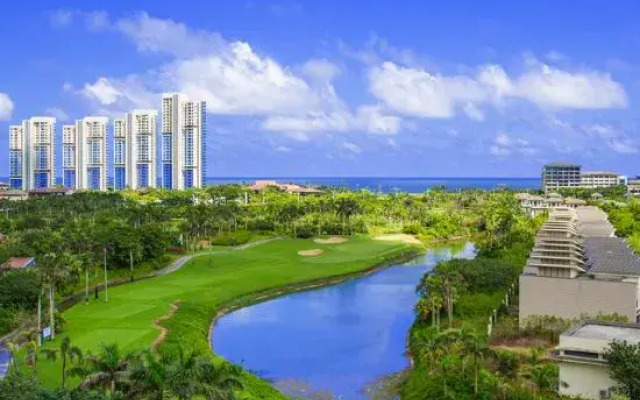 Amira Constellation Apartment (Yangjiang Hailing Island Poly Silver Beach)