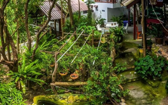 High Bar Rooms and Bungalows - Adults Only