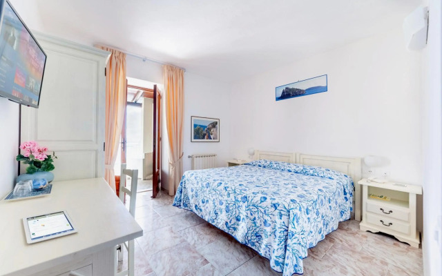Punta Chiarito Resort