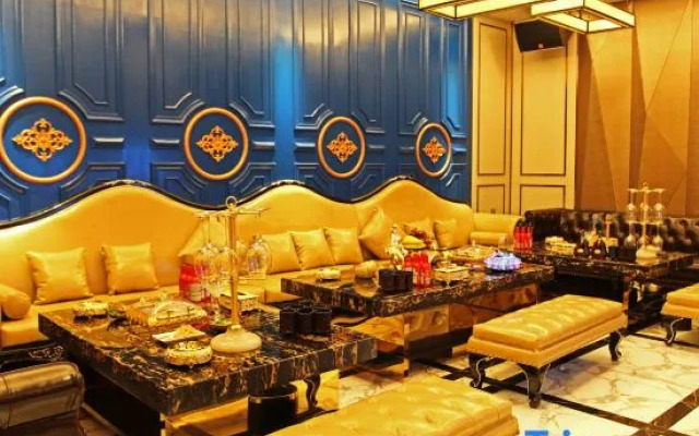 Crystal Hotel