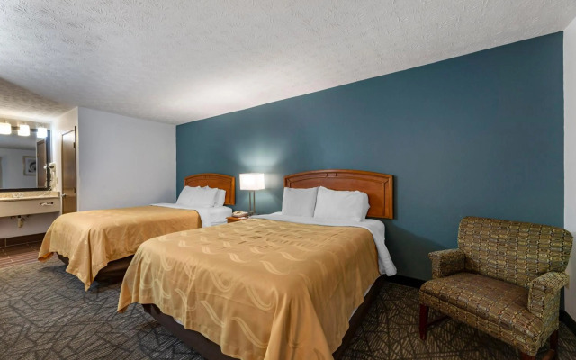 Quality Inn Austintown - Youngstown West