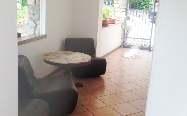 Appartamenti Casa Rita & Antica Corte Ginevra