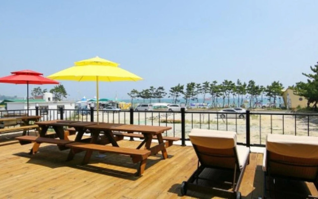Pohang Cassis Pool Villa