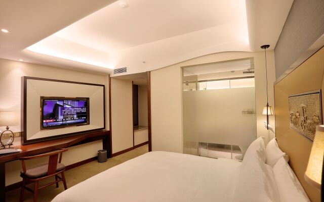 Lujia International Hotel