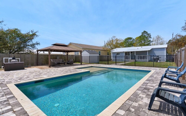 Laguna Beach Leisure