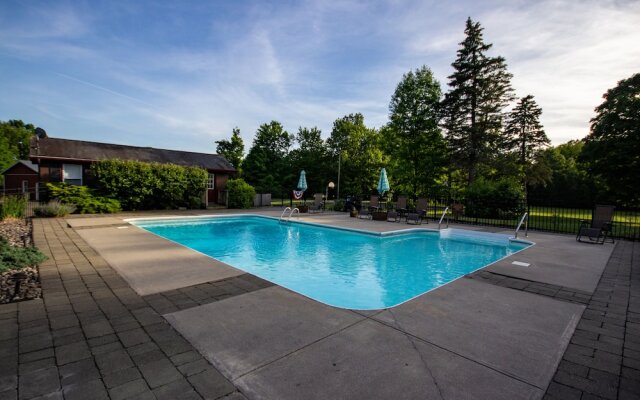 Saint Huberts Lodge