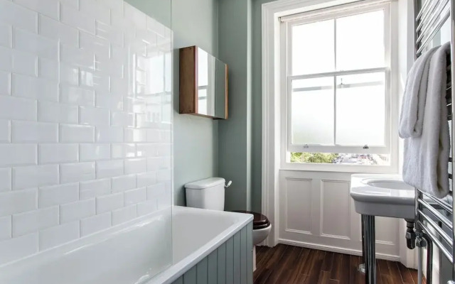 Gibson Square by Onefinestay