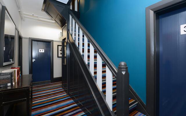 Jensen Potts Point