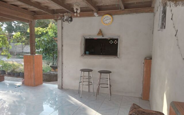 OYO Life 93015 Kos Anto