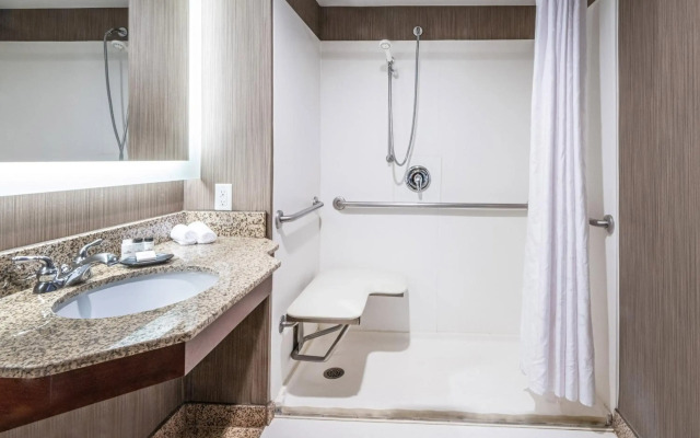 Sheraton Indianapolis City Centre Hotel
