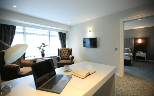 Guvenay Business Hotel