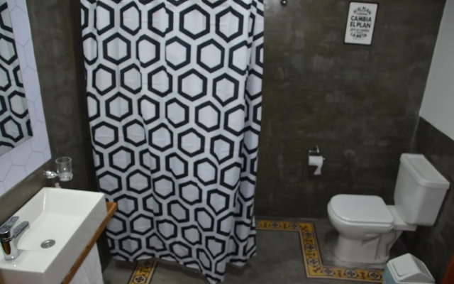 Sabatico Travelers Hostel & Guesthouse