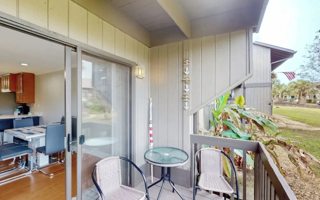 2BR Updated Dog-friendly Condo w/ Pool & Tennis