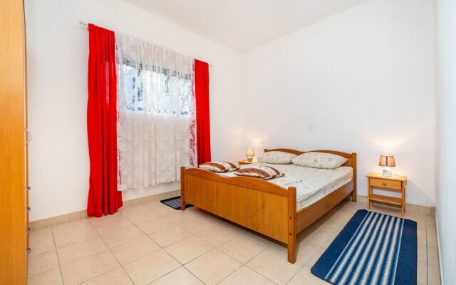 Amazing Apartment in Jasenice With 1 Bedrooms and Wifi