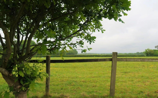 Woodhouse Woodmancote