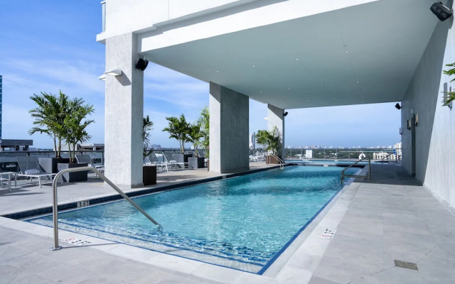 Smart Brickell Hotel