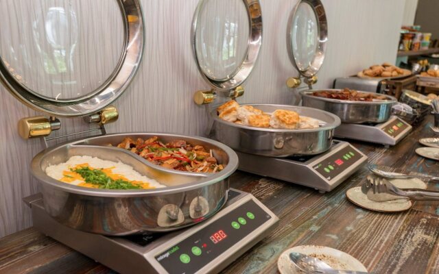 Candlewood Suites Downtown by IHG