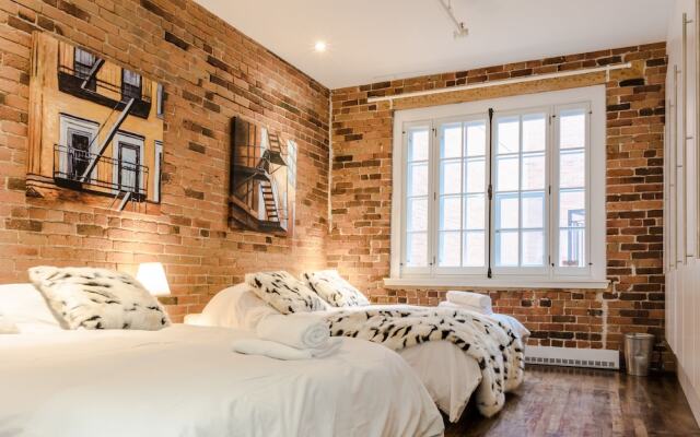1861 Grand Loft in Old Port by Nuage
