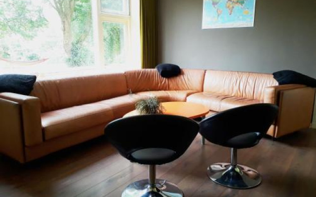 De Opkikker 10 Persoons Vakantiehuis Met Hottub