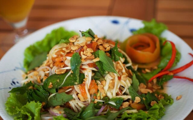 iRoHa Garden Hotel & Resort