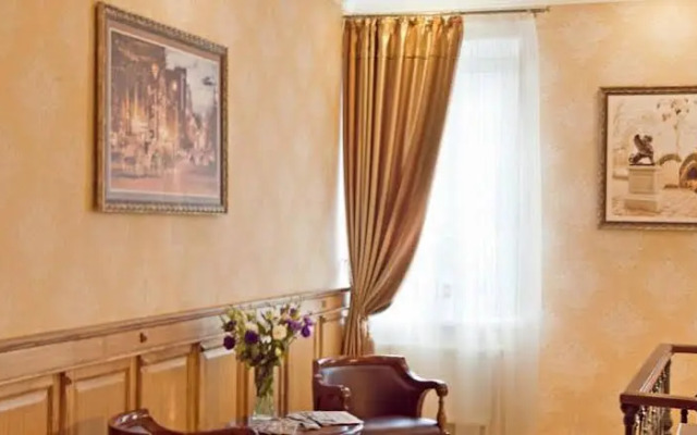 Continental II Hotel